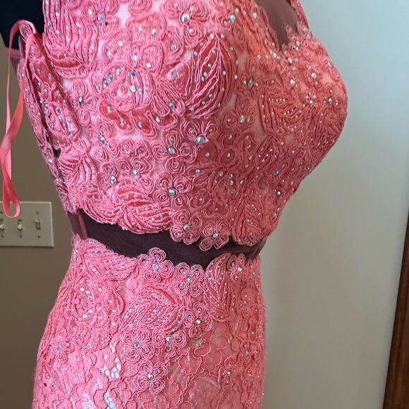 Coral sequin Aspeed prom gown - Picture 7 of 17